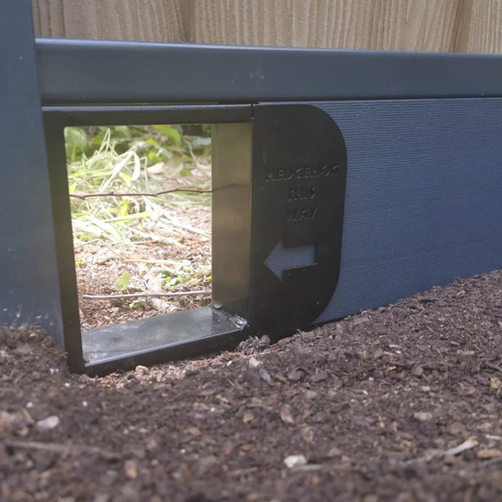 DuraPost® HEDGEHOG HOLE FOR GRAVEL BOARD | 150MM BLACK - Image 2